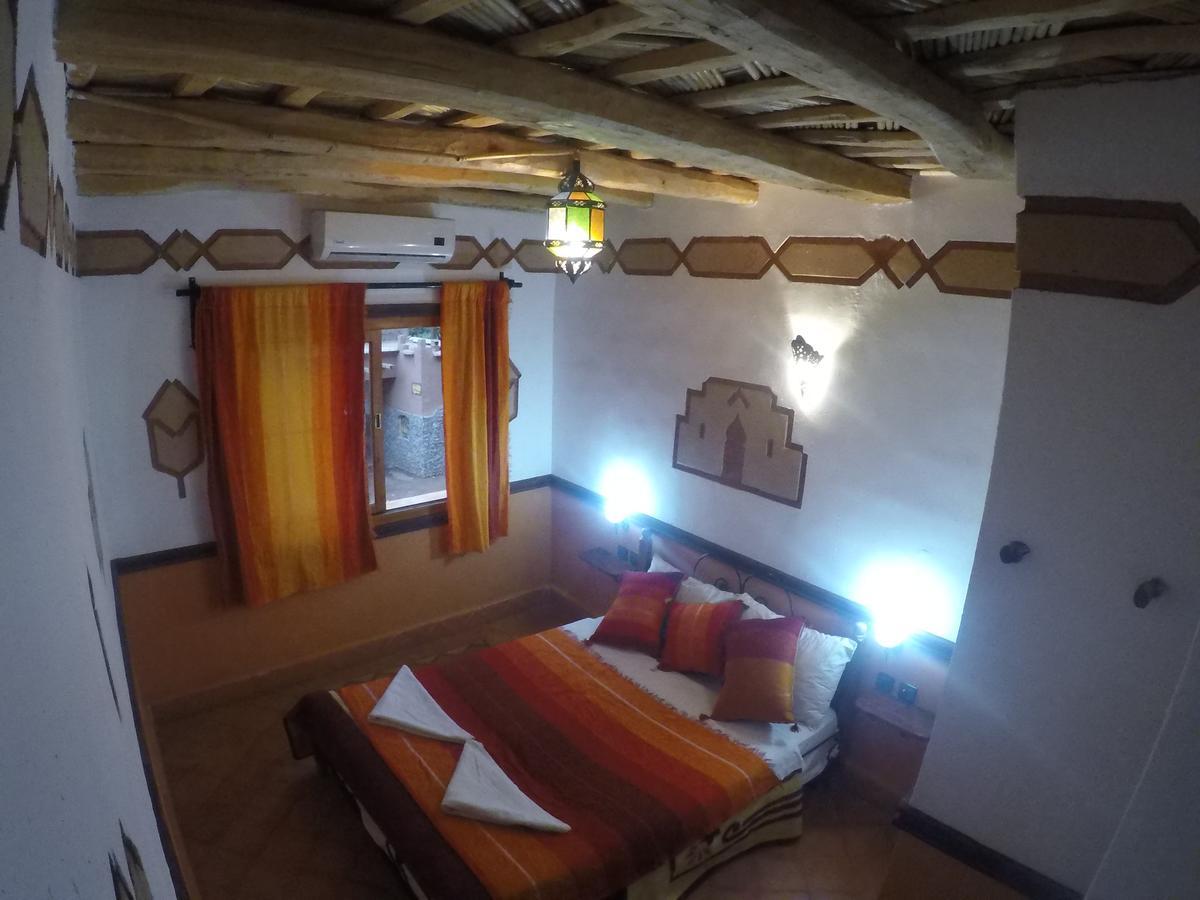Auberge Des Peupliers Cafe Restaurant Akhendachou n'Ait Ouffi Zewnętrze zdjęcie